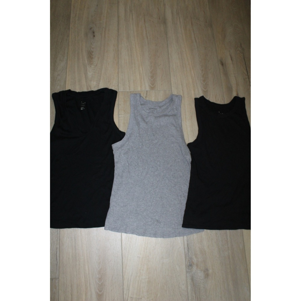 A New Day Womens Tank Top Bundle Set of 3 Black Grey Size M Ribbed Scoop Crew